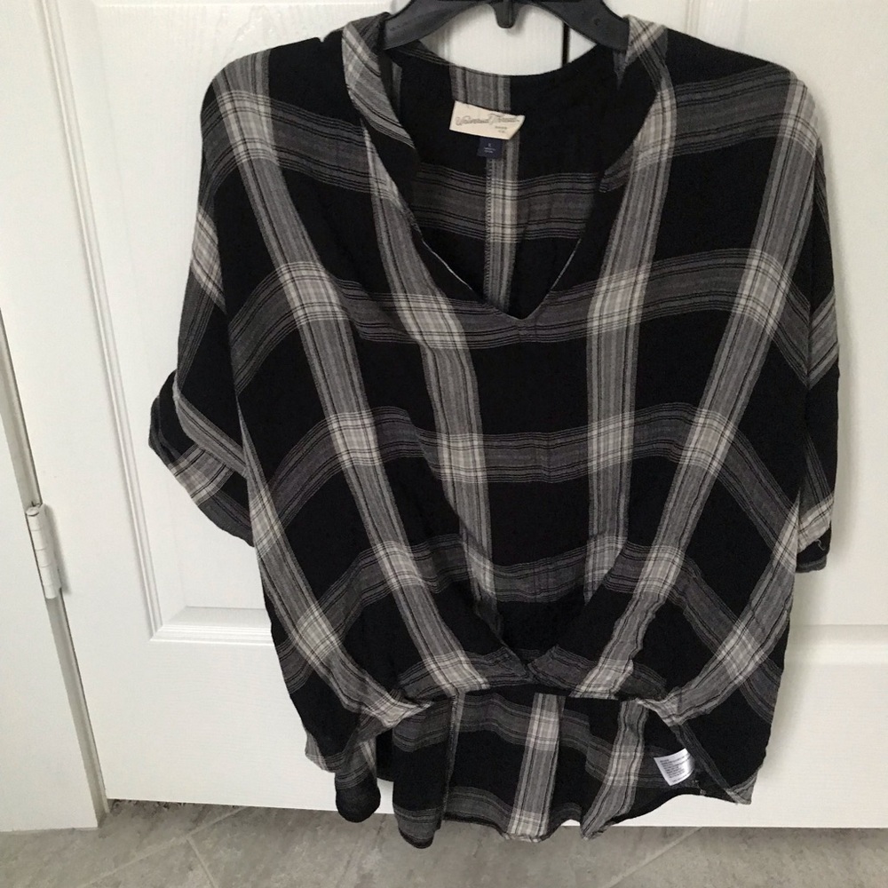 Slightly cropped blouse